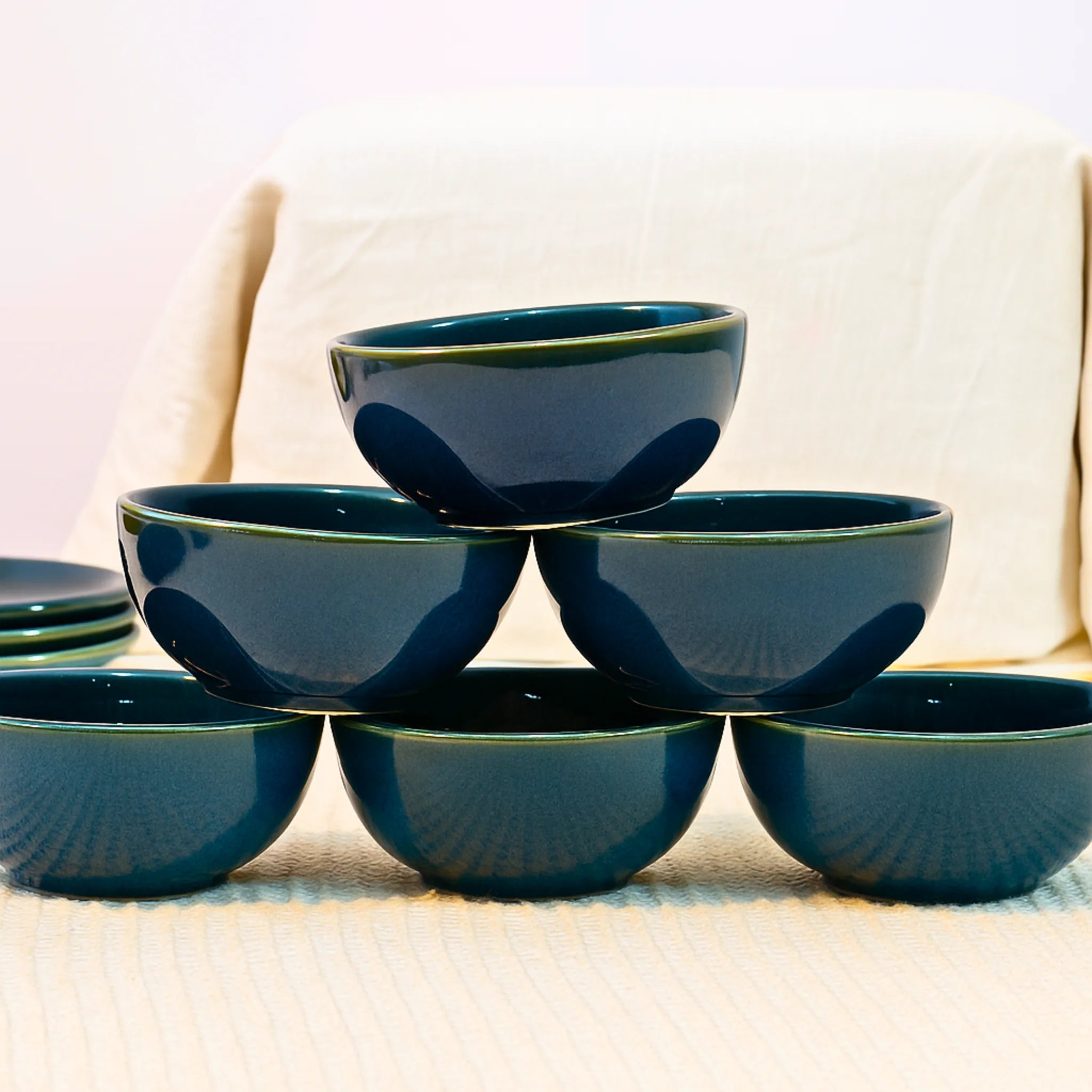 Midnight Blue set dinner