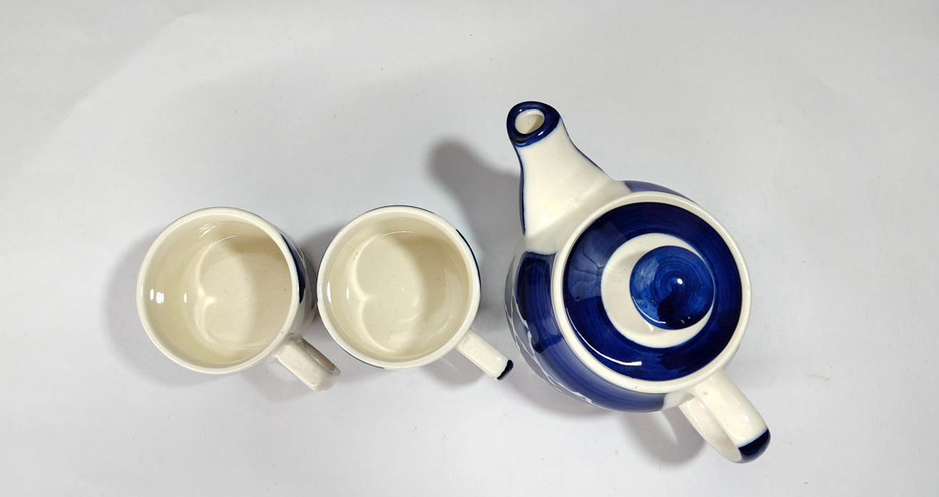 The Dusk & Dawn Cup and Kattle set